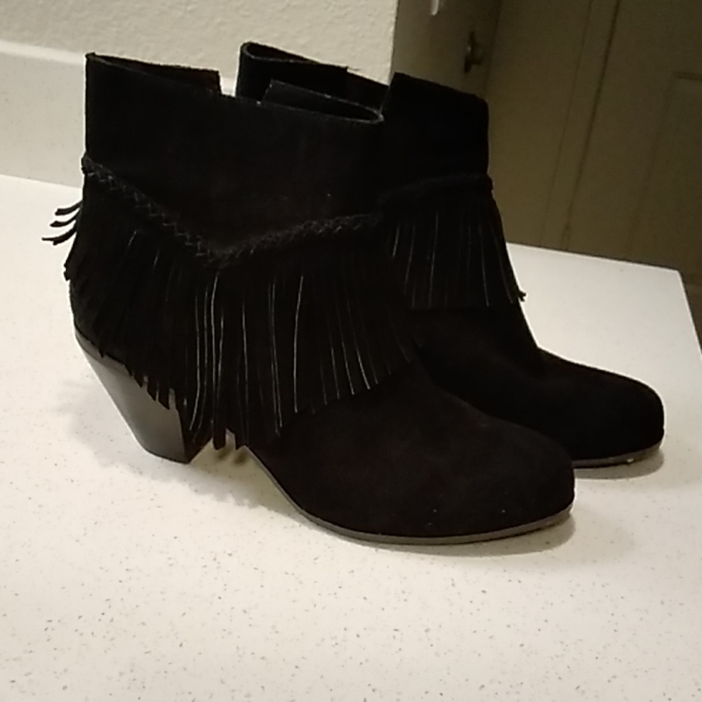 Blank ankle  high boots- Giannie Bini